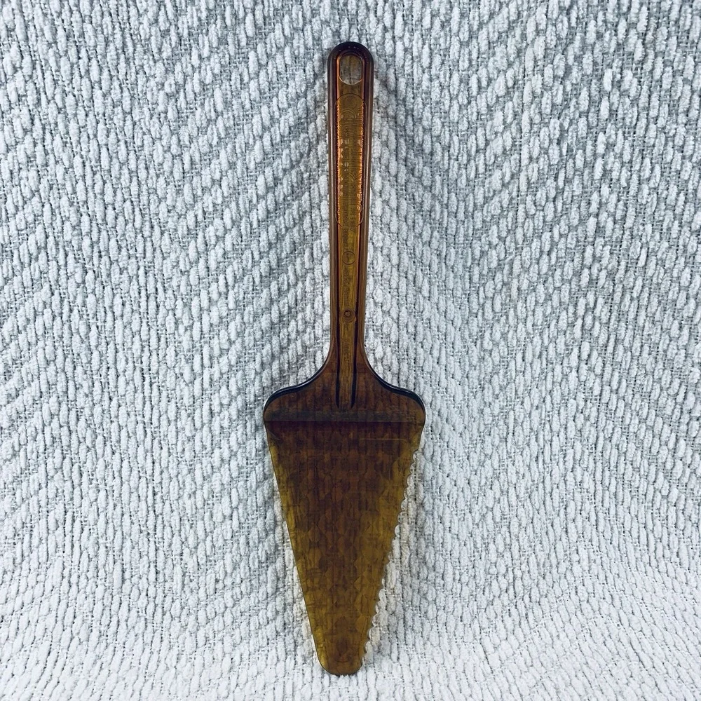 Vintage Ultratemp Amber Pie Cake Server #2119 Serrated Robinson Knife Co‎ USA
